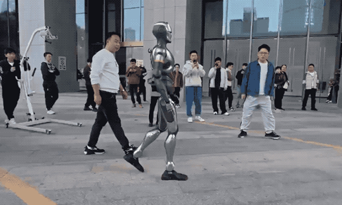 来的意外却